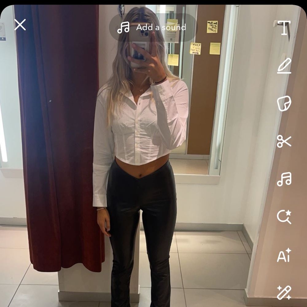 White fitted top from express